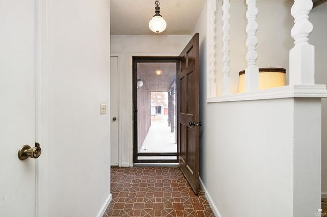 1209 Haas Circle, Manhattan, KS 66502