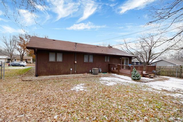 1209 Haas Circle, Manhattan, KS 66502