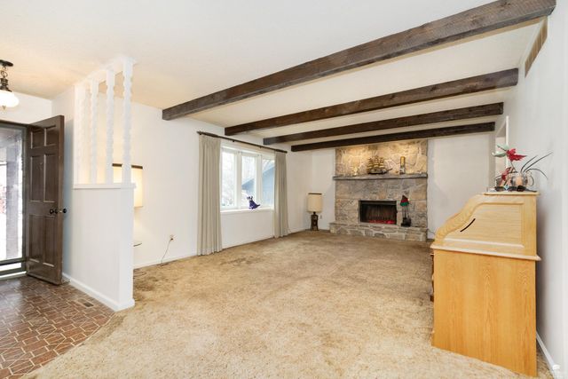 1209 Haas Circle, Manhattan, KS 66502