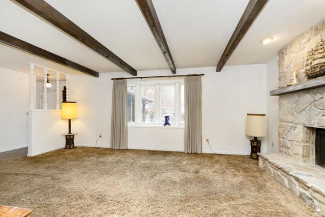 1209 Haas Circle, Manhattan, KS 66502