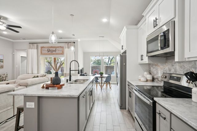 2605 Langford Street, Greenville, TX 75401