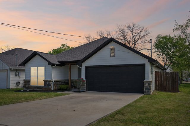 2605 Langford Street, Greenville, TX 75401