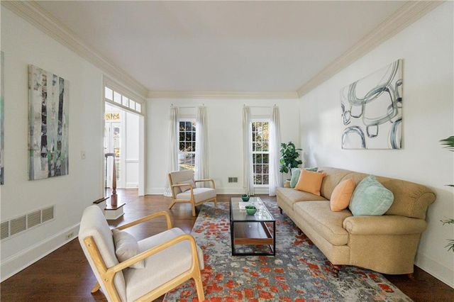 15 Vickwood NE Court, Marietta, GA 30068