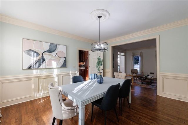 15 Vickwood NE Court, Marietta, GA 30068