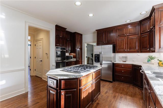 15 Vickwood NE Court, Marietta, GA 30068