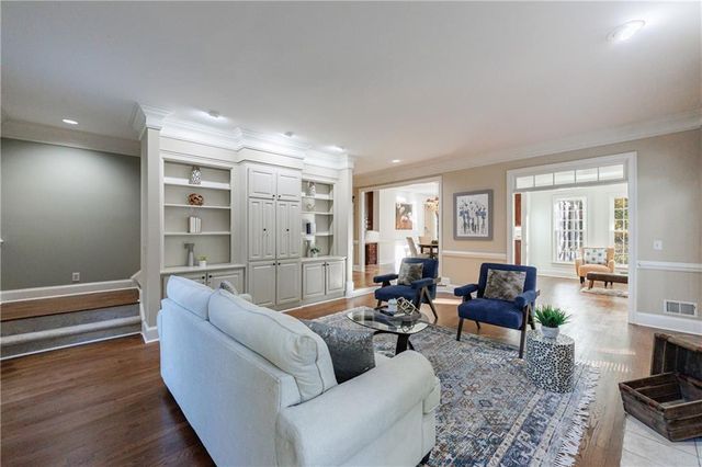 15 Vickwood NE Court, Marietta, GA 30068