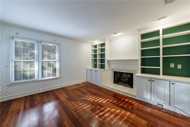 15 Vickwood NE Court, Marietta, GA 30068