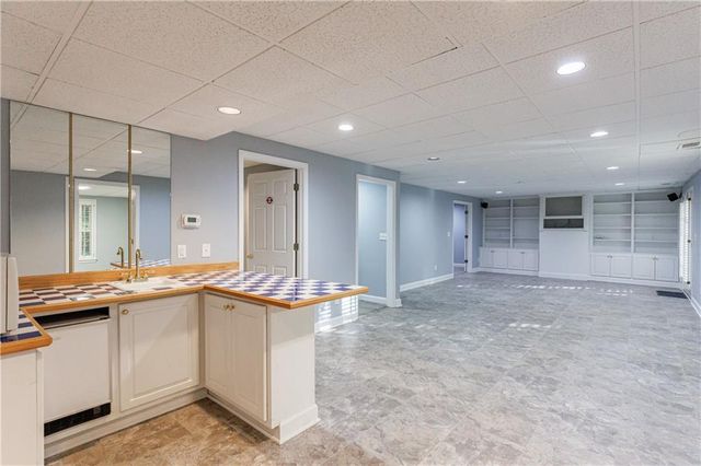 15 Vickwood NE Court, Marietta, GA 30068