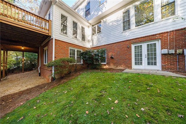 15 Vickwood NE Court, Marietta, GA 30068