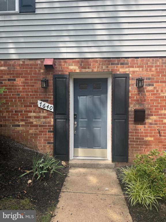 Image 1 of property listing at 7640 N ARBORY WAY #133, Laurel, MD 20707