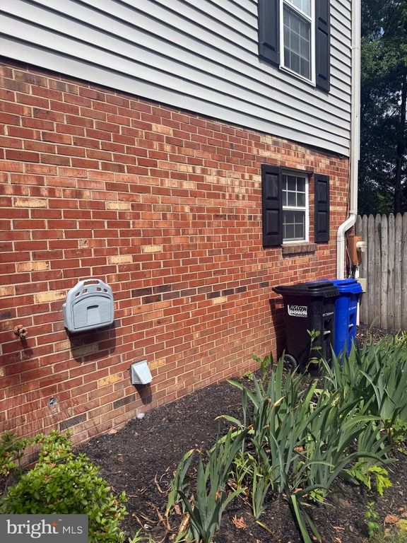 Image 2 of property listing at 7640 N ARBORY WAY #133, Laurel, MD 20707