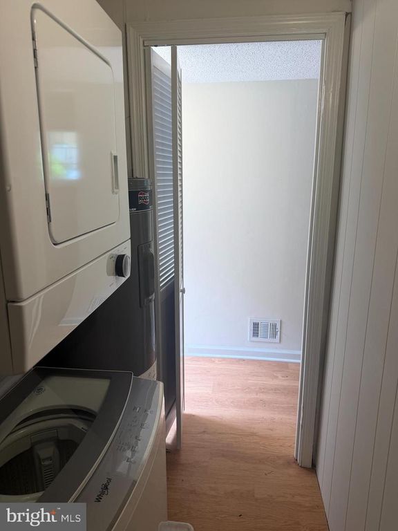 Image 23 of property listing at 7640 N ARBORY WAY #133, Laurel, MD 20707