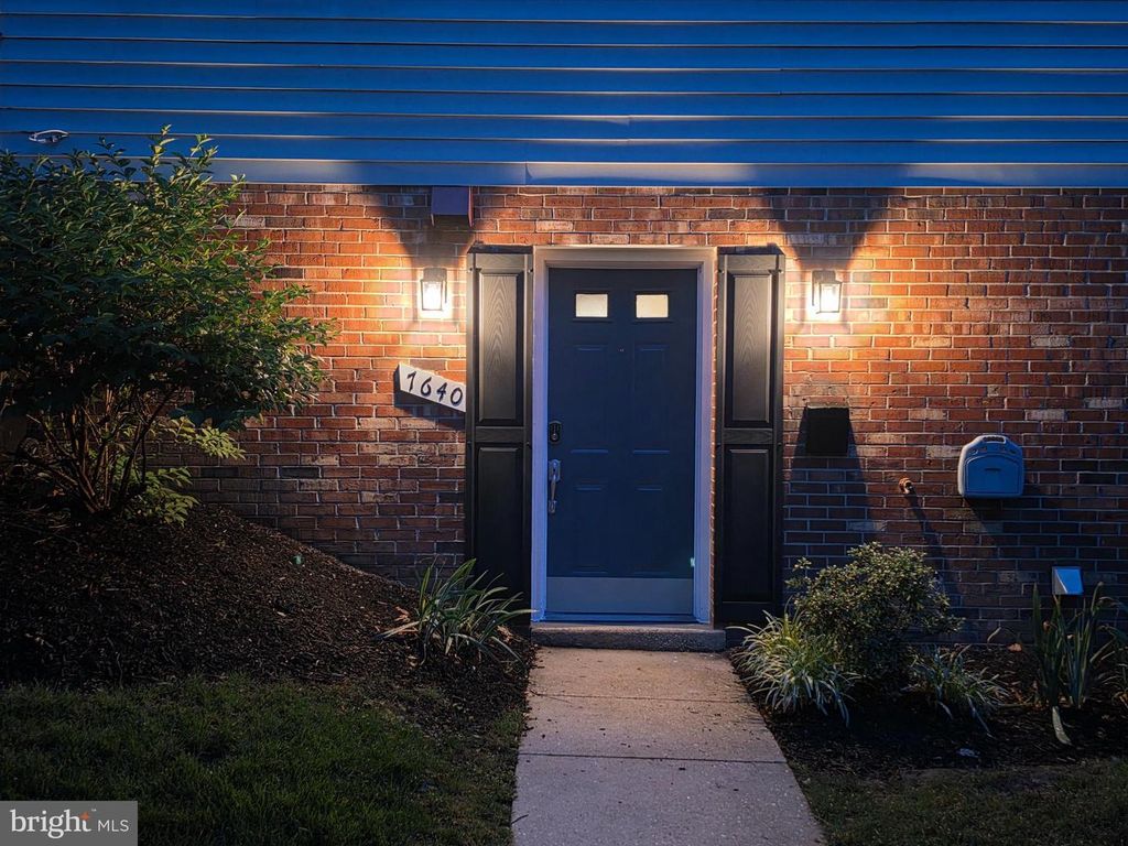 Image 3 of property listing at 7640 N ARBORY WAY #133, Laurel, MD 20707