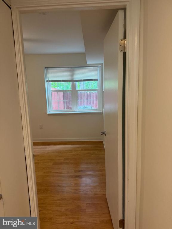 Image 50 of property listing at 7640 N ARBORY WAY #133, Laurel, MD 20707