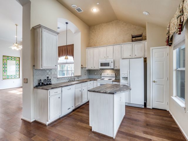 10009 Spire Lane, Plano, TX 75025