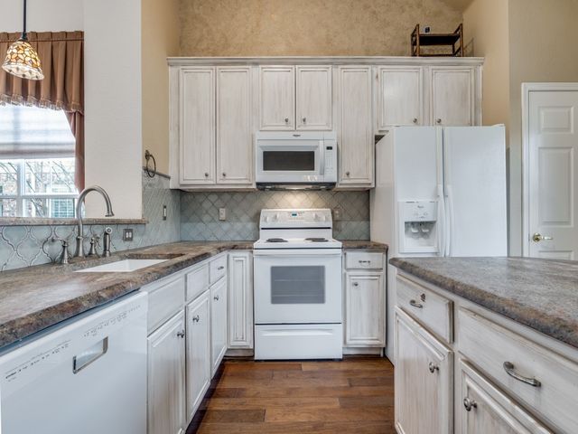 10009 Spire Lane, Plano, TX 75025