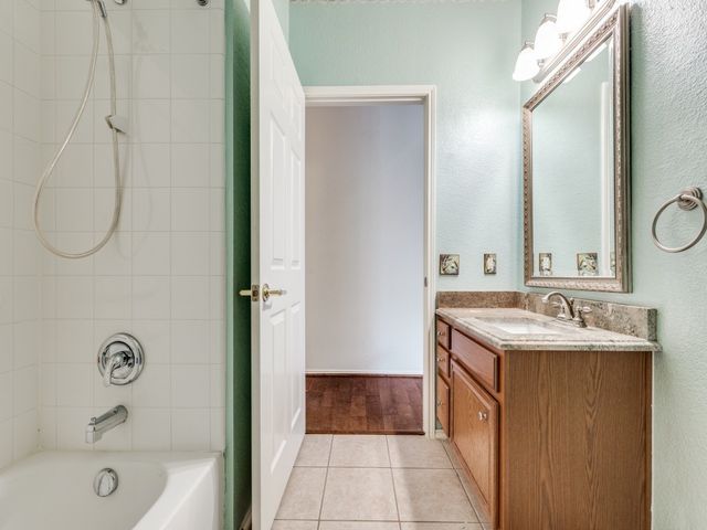 10009 Spire Lane, Plano, TX 75025