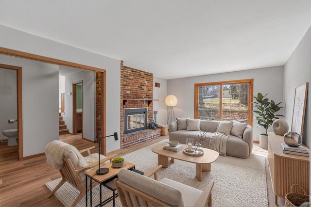 3975 Margolis DRIVE, West Bend, WI 53095