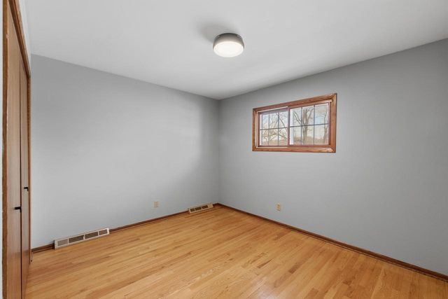 3975 Margolis DRIVE, West Bend, WI 53095