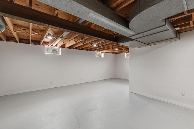 3975 Margolis DRIVE, West Bend, WI 53095