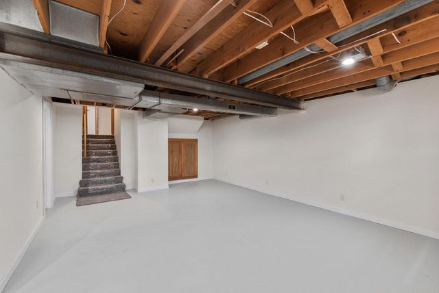 3975 Margolis DRIVE, West Bend, WI 53095