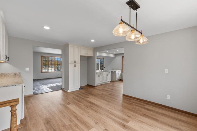 3975 Margolis DRIVE, West Bend, WI 53095