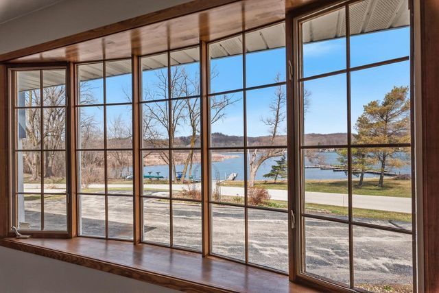 3975 Margolis DRIVE, West Bend, WI 53095