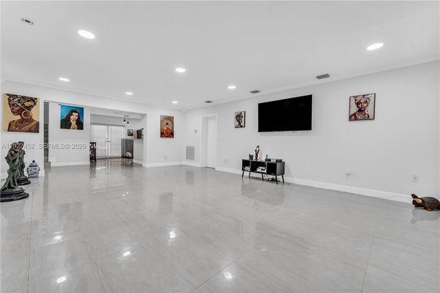 6284 SW 26th Street, Miami, FL 33155