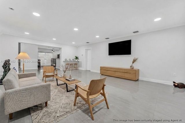 6284 SW 26th Street, Miami, FL 33155