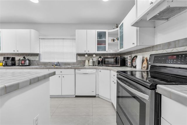 6284 SW 26th Street, Miami, FL 33155