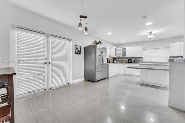 6284 SW 26th Street, Miami, FL 33155