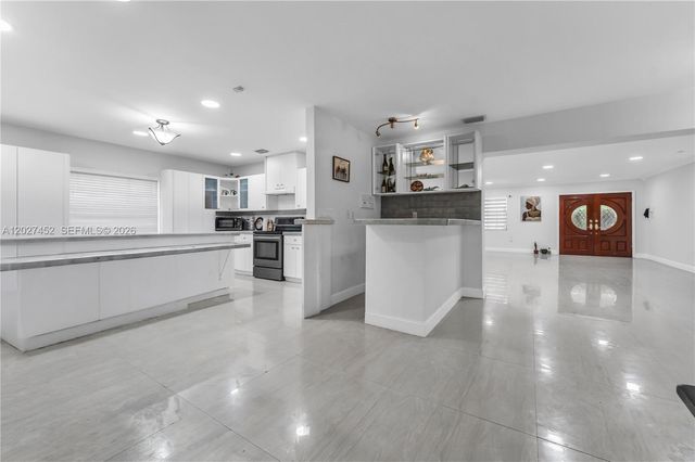 6284 SW 26th Street, Miami, FL 33155