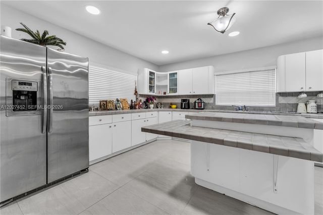 6284 SW 26th Street, Miami, FL 33155