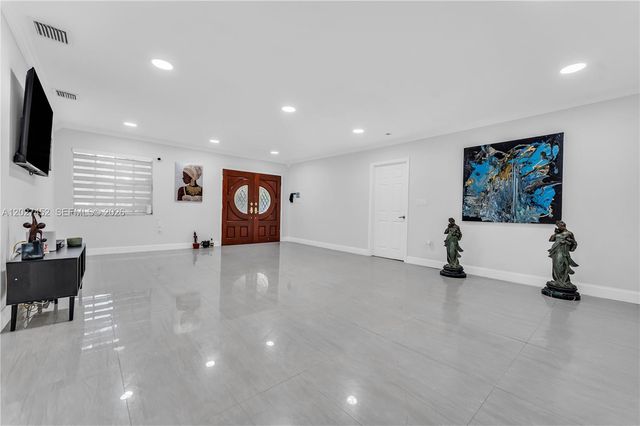 6284 SW 26th Street, Miami, FL 33155