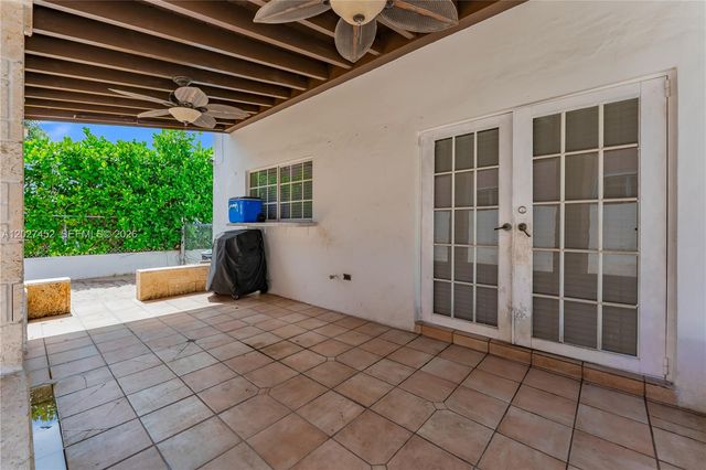 6284 SW 26th Street, Miami, FL 33155