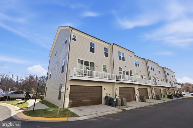 121 KINROSS LN, Fredericksburg, VA 22401