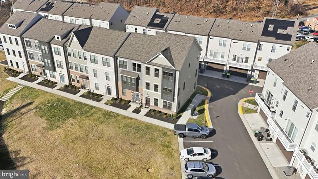 121 KINROSS LN, Fredericksburg, VA 22401