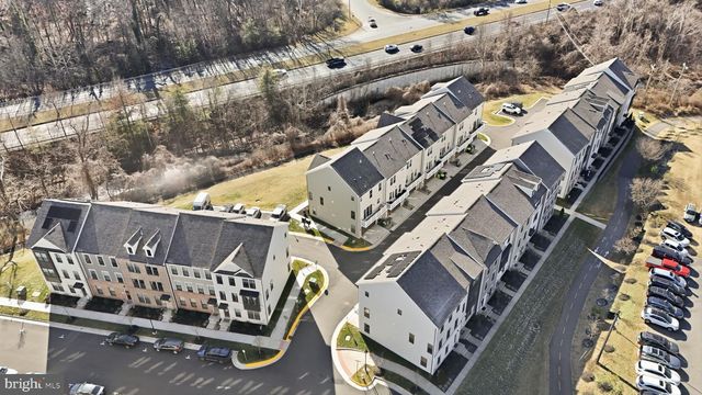 121 KINROSS LN, Fredericksburg, VA 22401