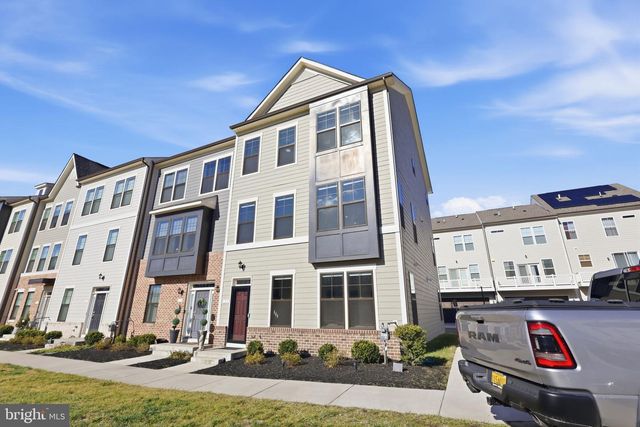 121 KINROSS LN, Fredericksburg, VA 22401