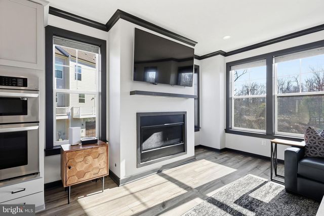 121 KINROSS LN, Fredericksburg, VA 22401