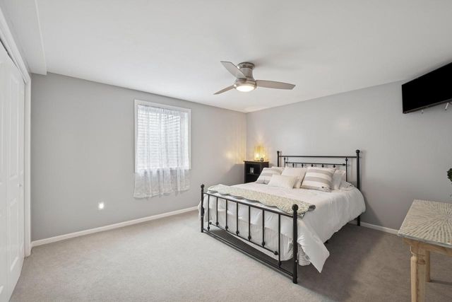 522 Bridgewater CIRCLE, Williams Bay, WI 53191