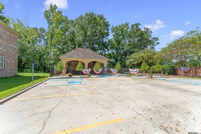 37276 Renaissance Dr, Prairieville, LA 70769