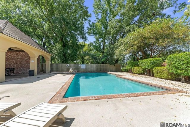 37276 Renaissance Dr, Prairieville, LA 70769