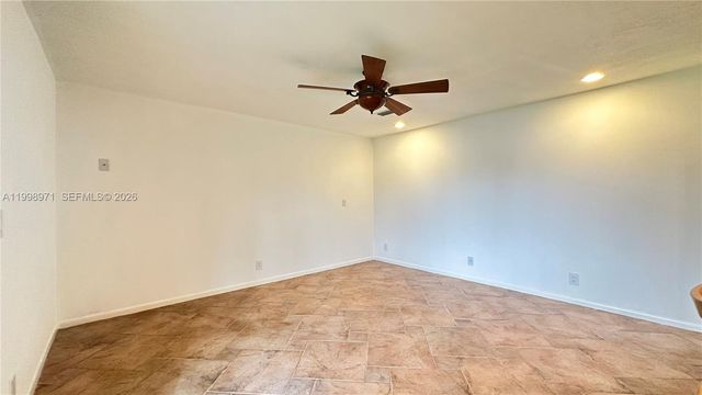 1141 Scarborough Dr, Davie, FL 33324