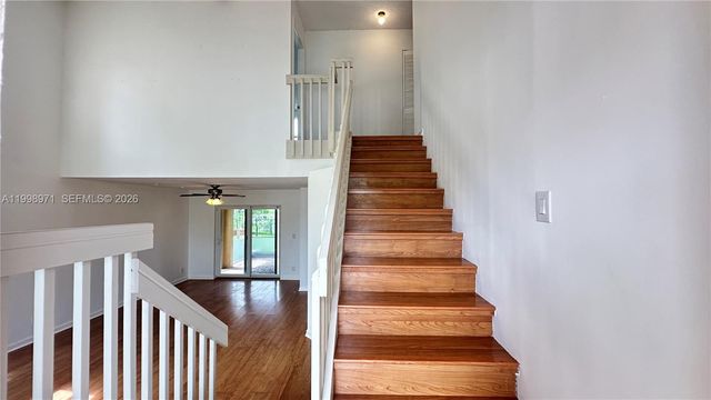 1141 Scarborough Dr, Davie, FL 33324