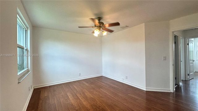 1141 Scarborough Dr, Davie, FL 33324