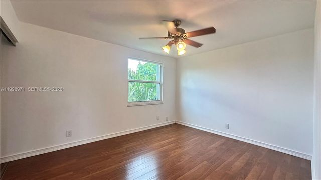 1141 Scarborough Dr, Davie, FL 33324