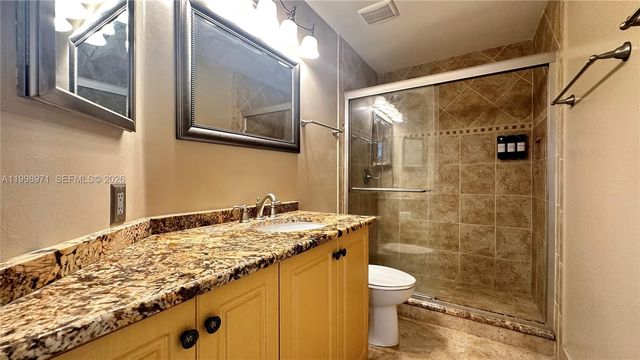 1141 Scarborough Dr, Davie, FL 33324