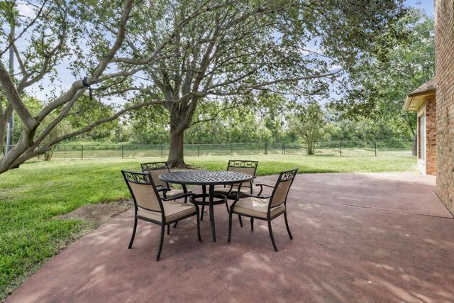 1010 Mockingbird Lane, Richwood, TX 77531