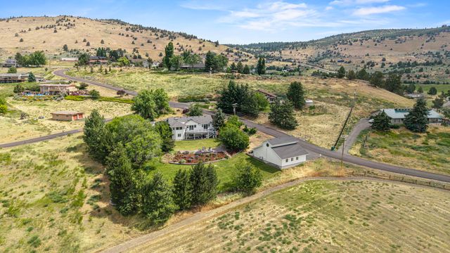 1710 Alisa Lane, Klamath Falls, OR 97601